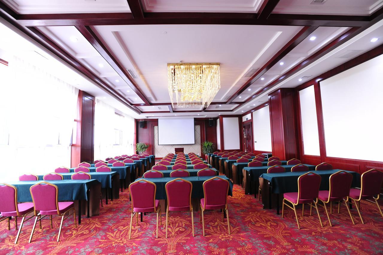 Yinruilin International Hotel Kunming Extérieur photo