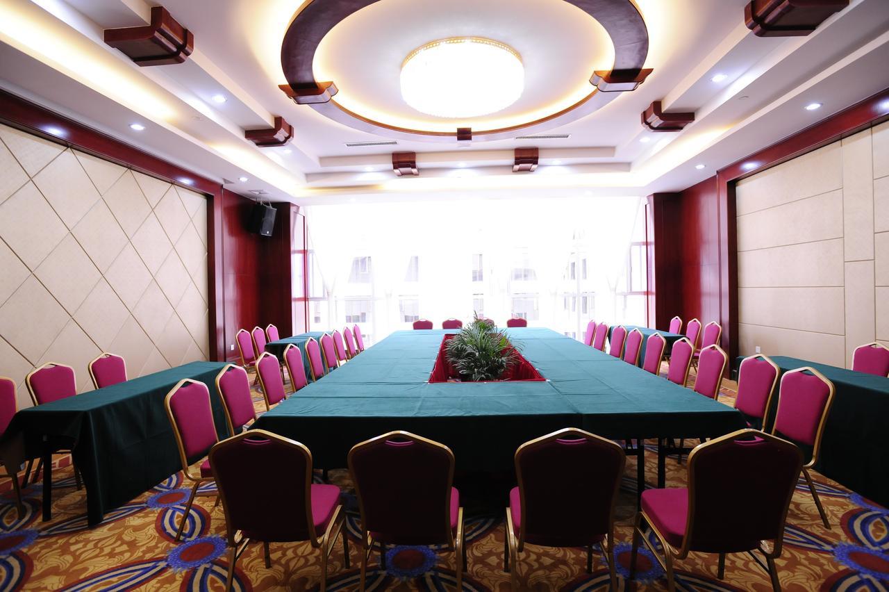 Yinruilin International Hotel Kunming Extérieur photo