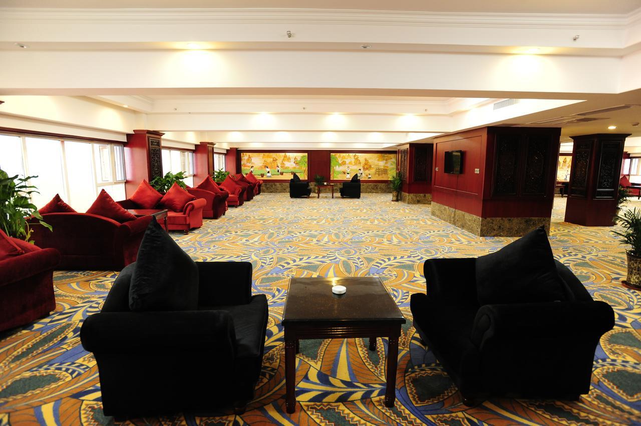 Yinruilin International Hotel Kunming Extérieur photo