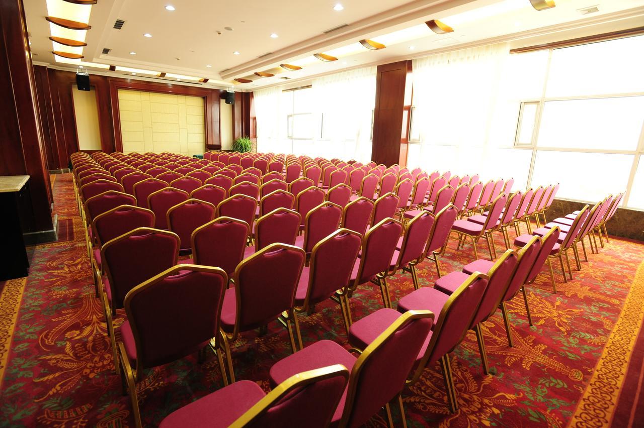 Yinruilin International Hotel Kunming Extérieur photo